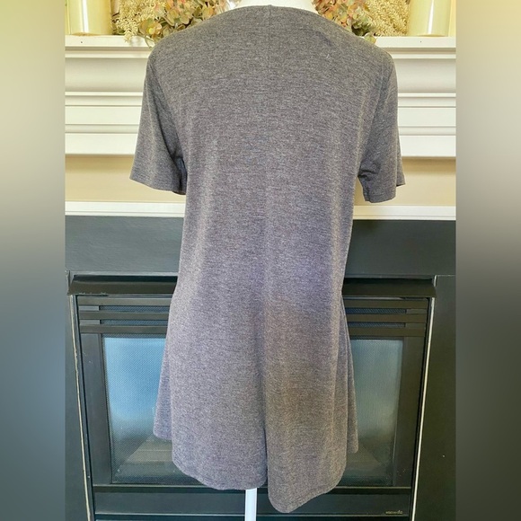 Short sleeve Caged Front Top - Picture 4 of 6